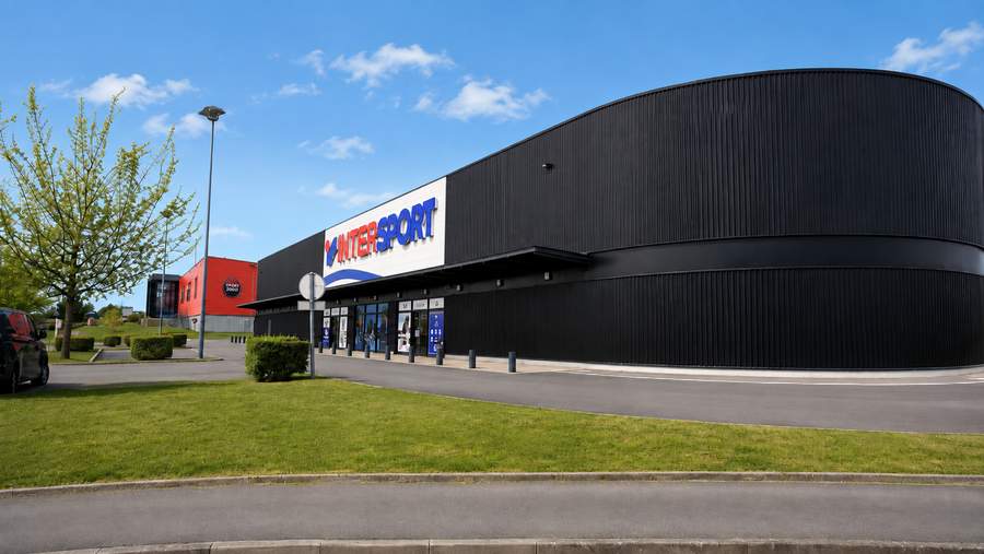 Vue façade Intersport